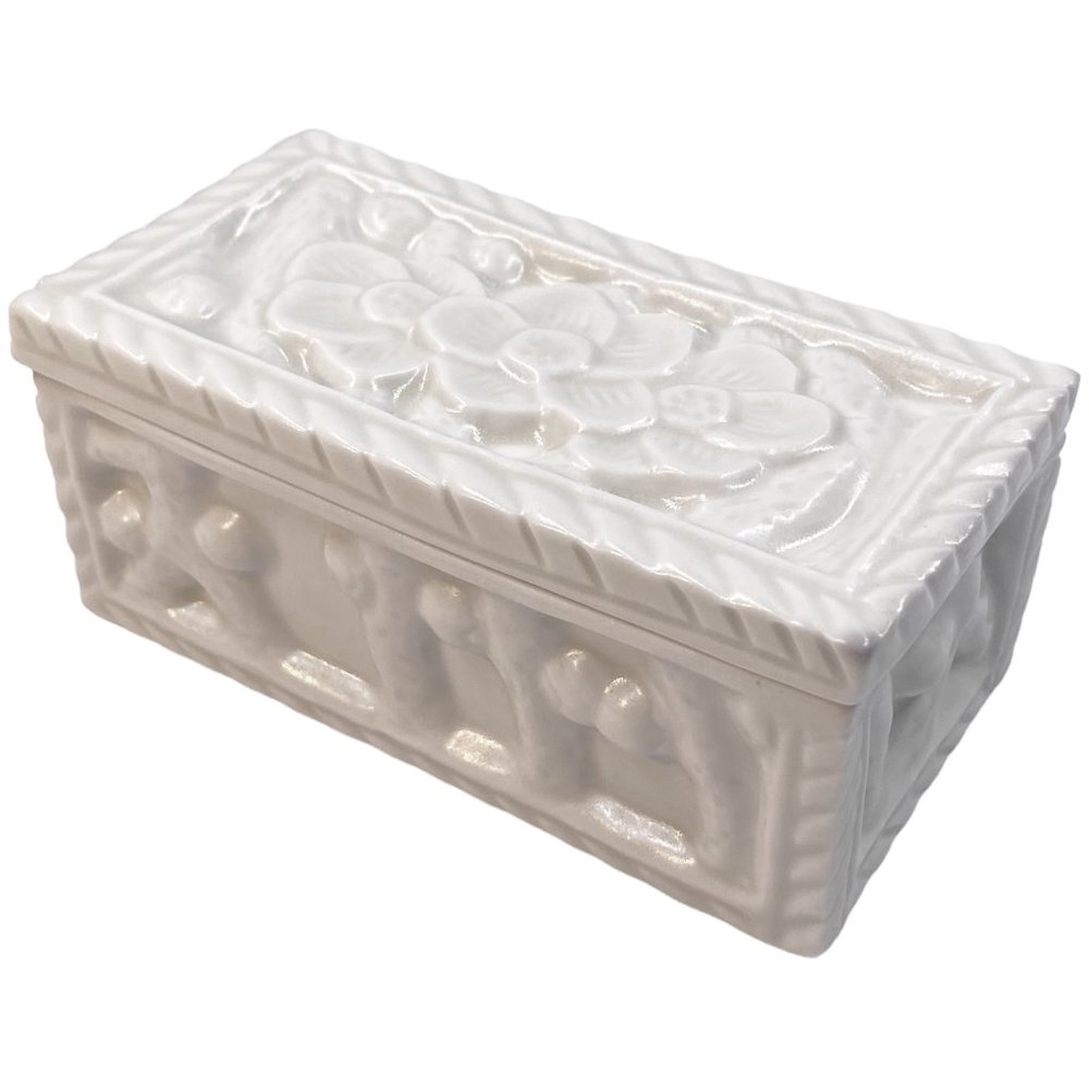 Kim Yikyung Hand-Painted Ceramic Container